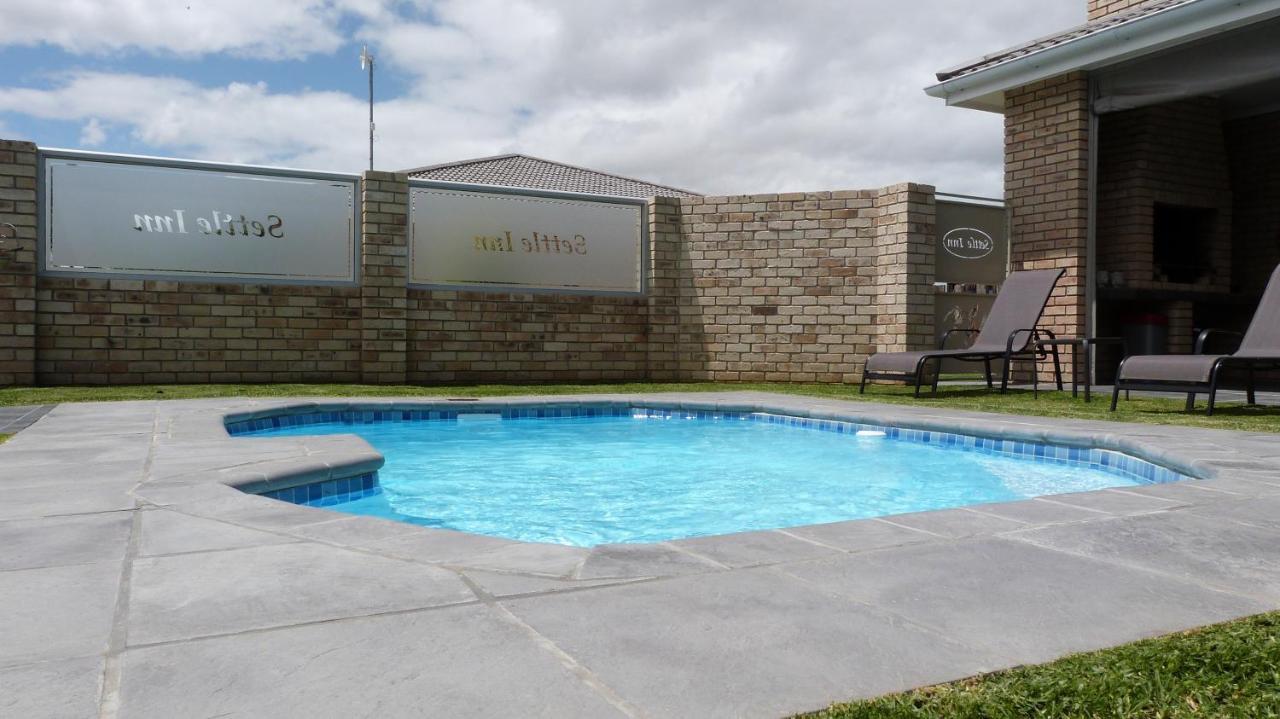 Settle Inn Self Catering Units Colchester Exteriör bild
