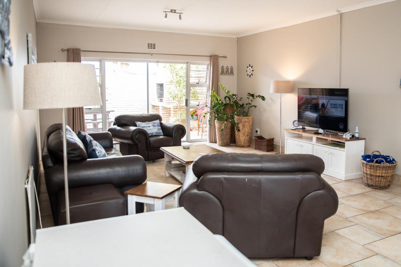 Settle Inn Self Catering Units Colchester Exteriör bild