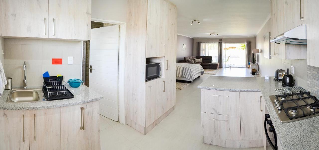 Settle Inn Self Catering Units Colchester Exteriör bild