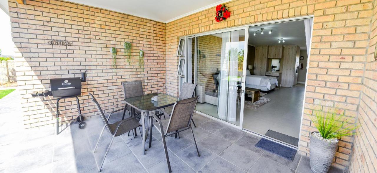 Settle Inn Self Catering Units Colchester Exteriör bild