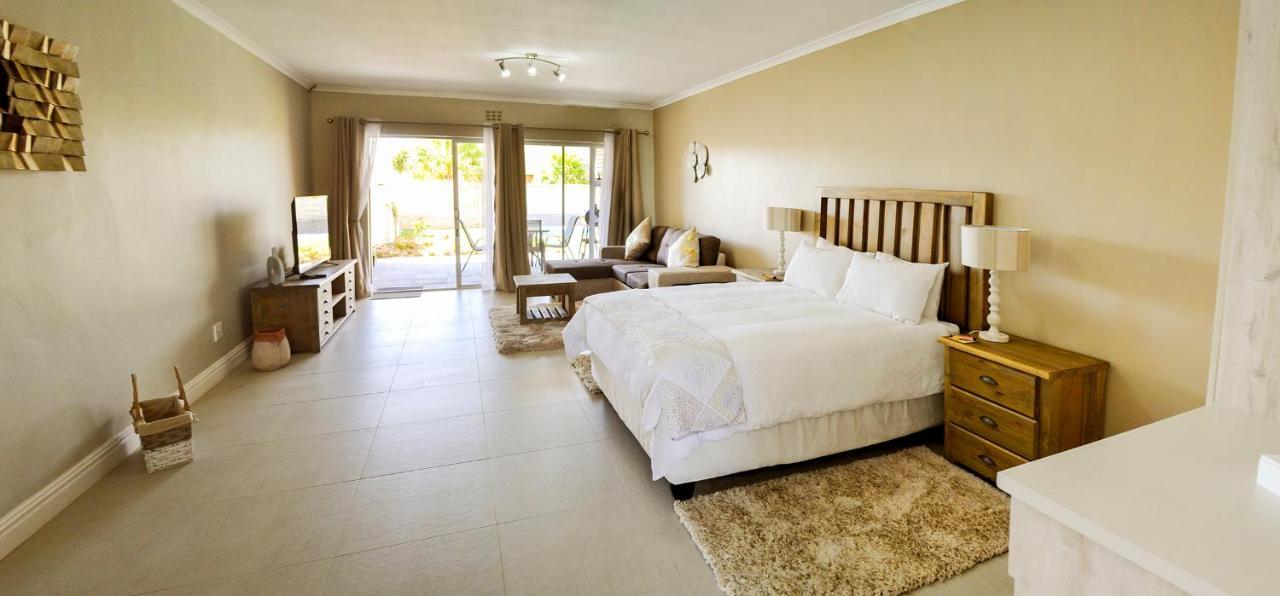 Settle Inn Self Catering Units Colchester Exteriör bild
